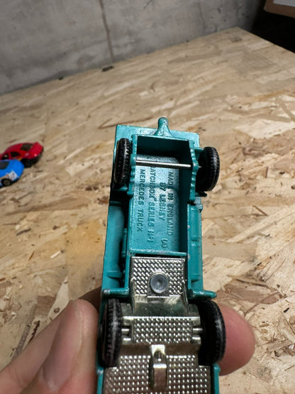 Matchbox Series No 1 Mercedes-Benz Truck Vintage Toy Car Diecast O816