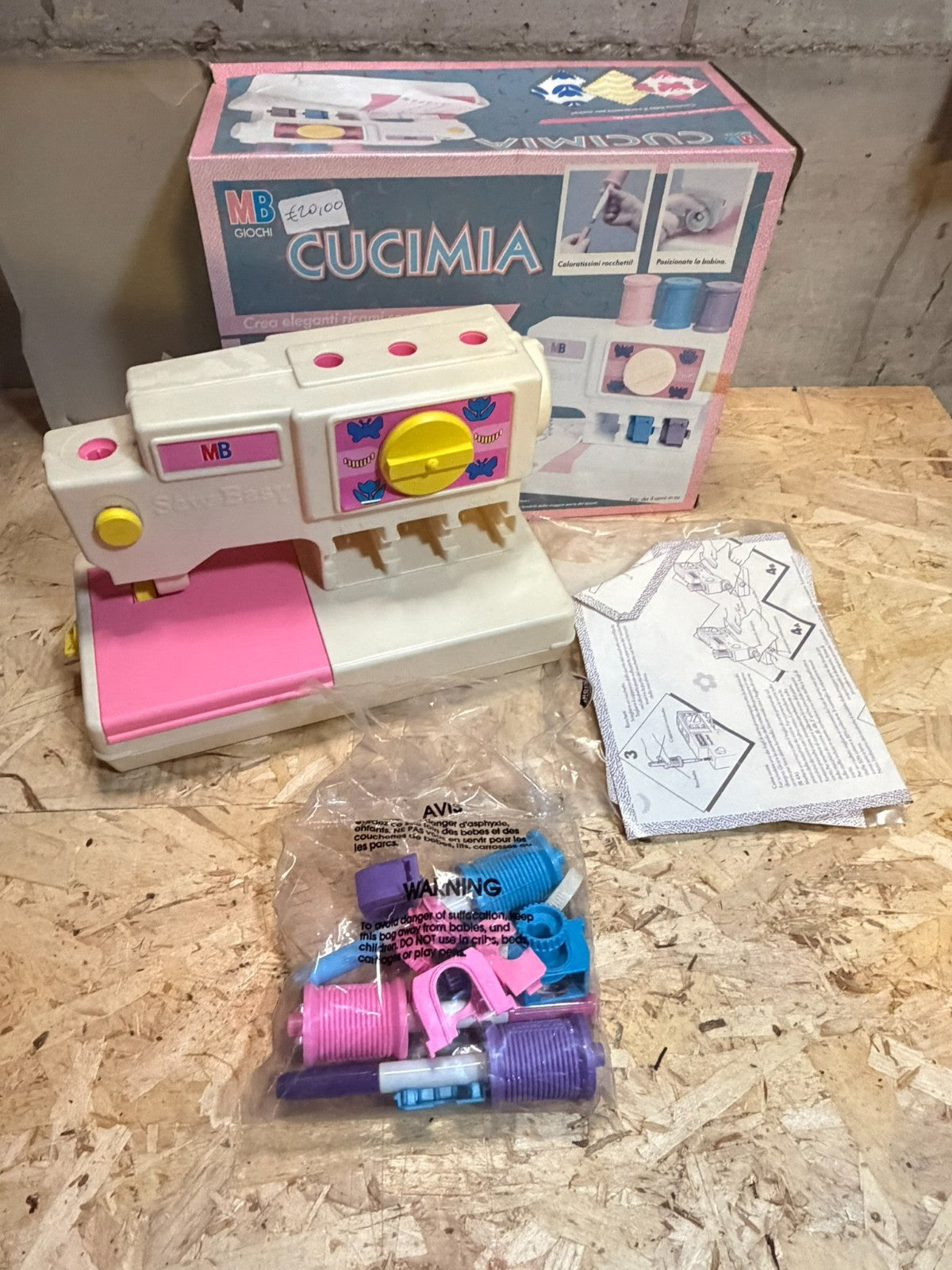 CUCIMIA /  MB  (g74)