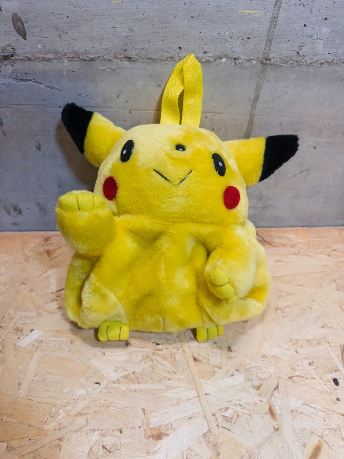 zaino pikachu replica