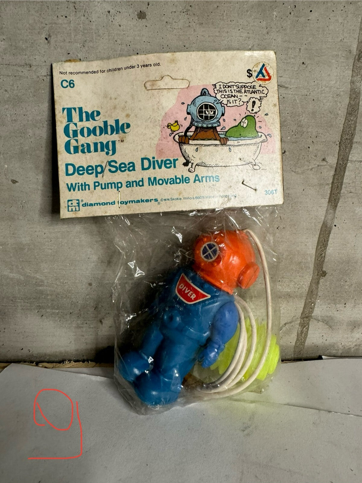the gooble gang deep sea diver toy diamond toymakers