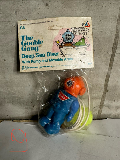 the gooble gang deep sea diver toy diamond toymakers
