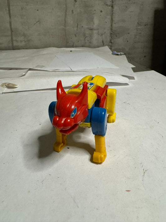 V World Fighting Animal Wildcat Transformer Robot Figure from 1980s