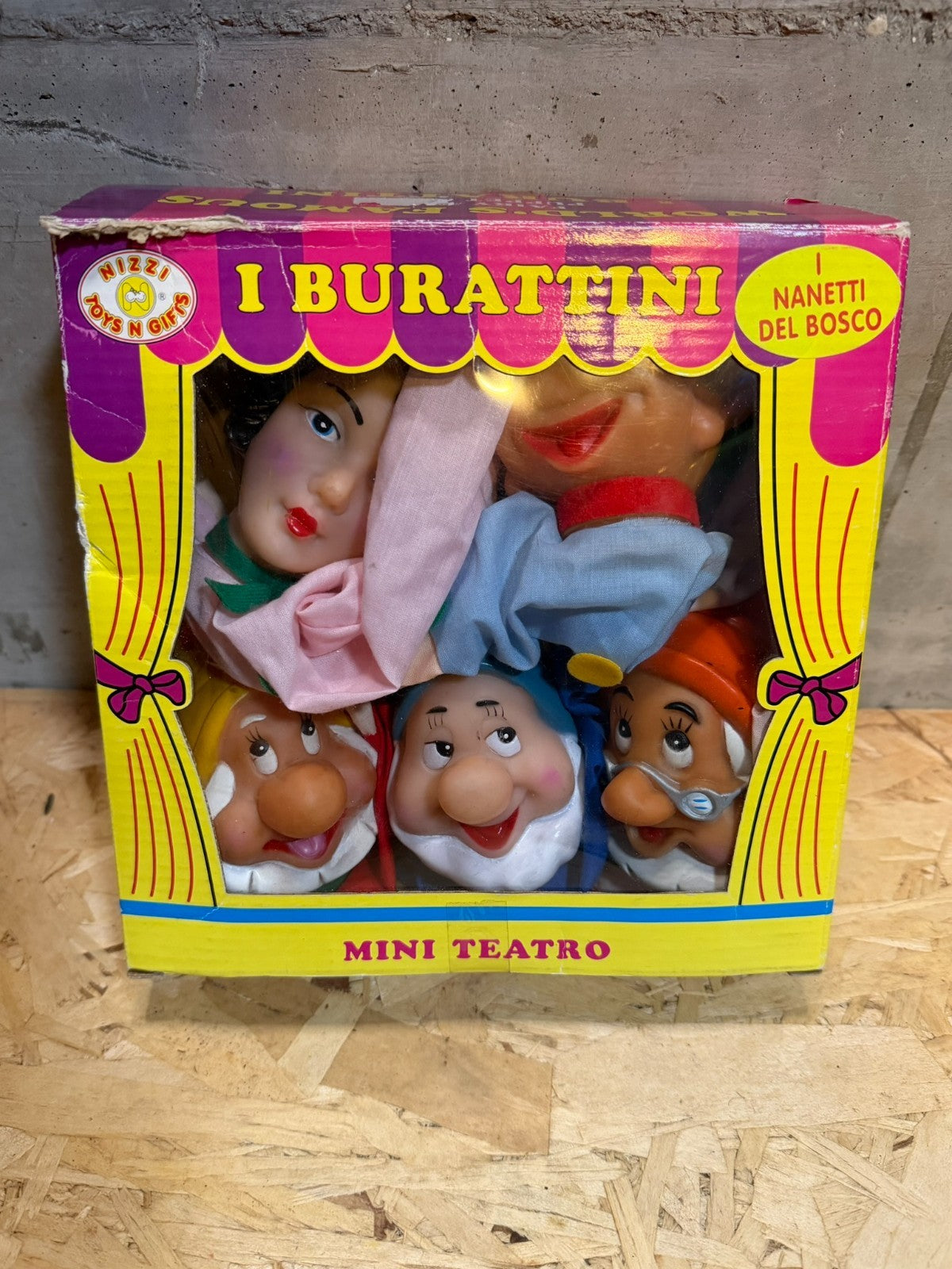 I burattini Mini teatro nizzi toys n gifts i nanetti del bosco