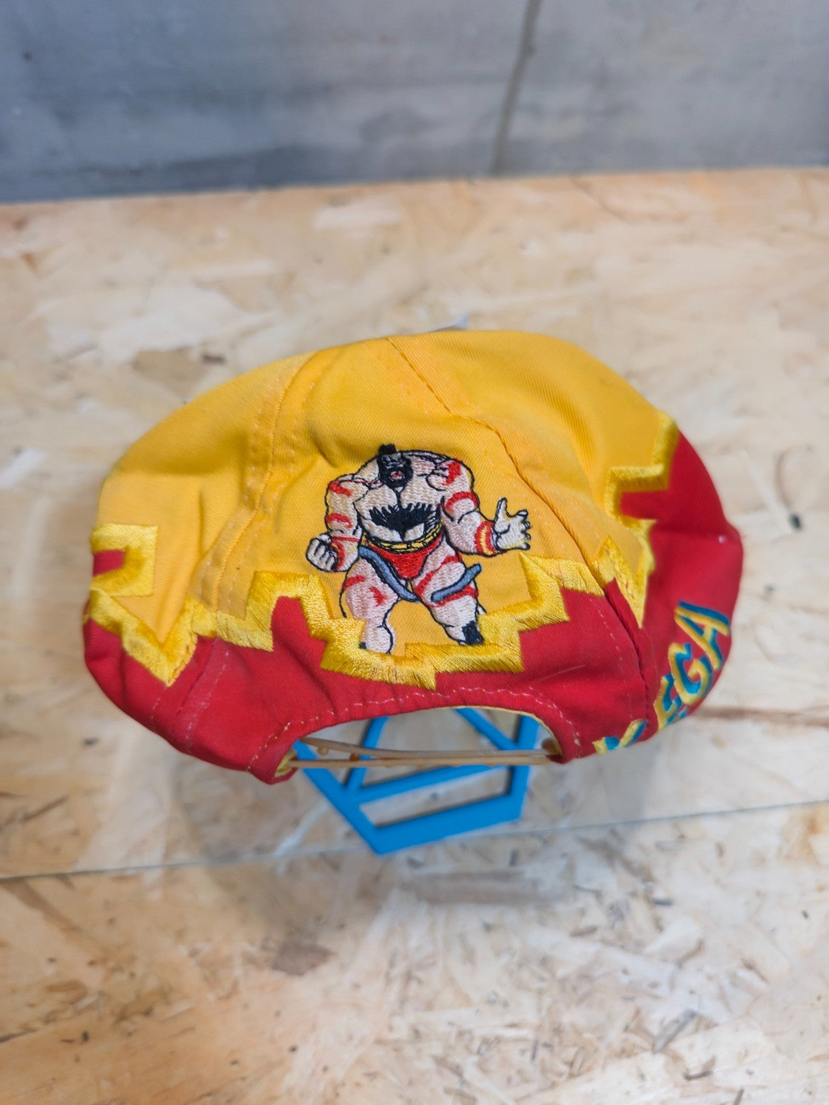 cappello\hat street fighter 2 capcom M. Bison