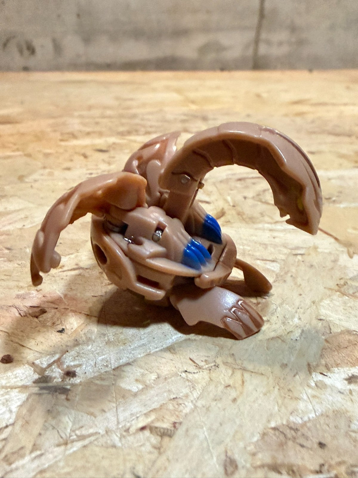 Bakugan Battle Brawlers New Vestroia Tan Subterra