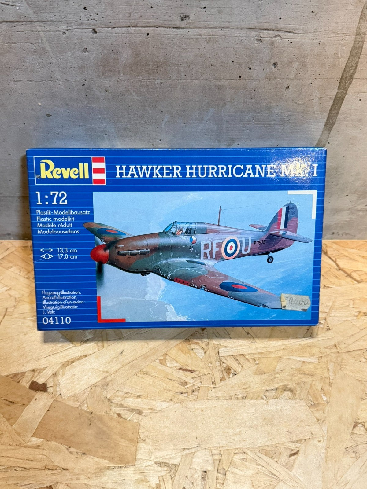 Kit di montaggio Hawker Hurricane Mk. I di Revell 4110 in scala 1:72-