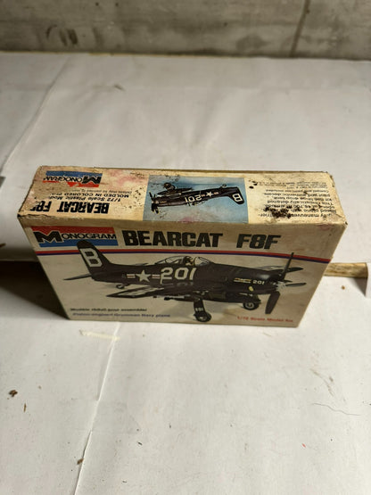 MONOGRAM    1/72   GRUMMAN F8F BEARCAT AS RARE KIT