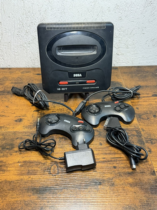 Sega Mega Drive II con 2 controller - foto 1
