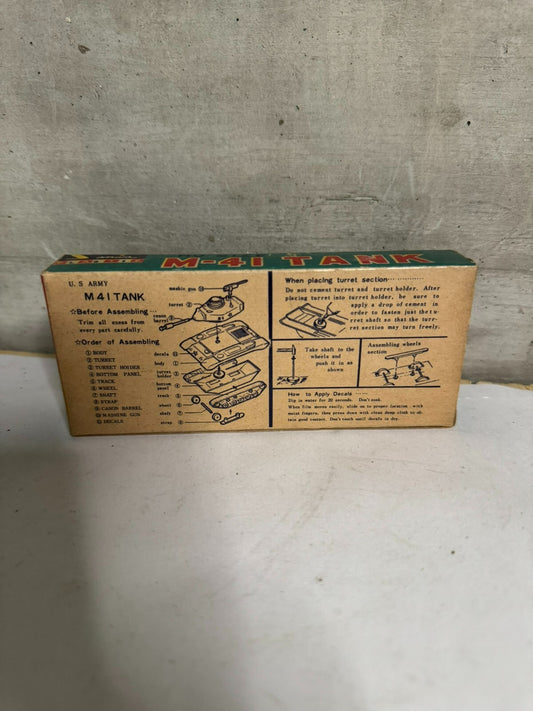 M-41 Tank Sanwa Model plastic