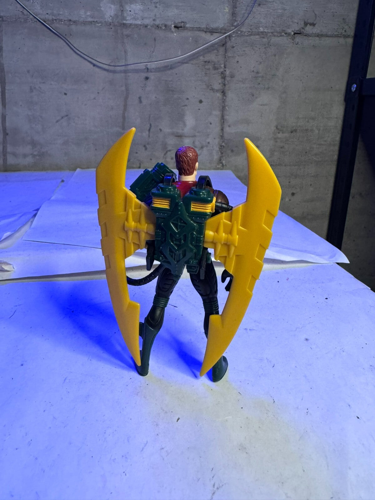 Kenner Year 1995 Batman Forever Series 5 Inch Tall Action Figure - Hydro Claw Ro