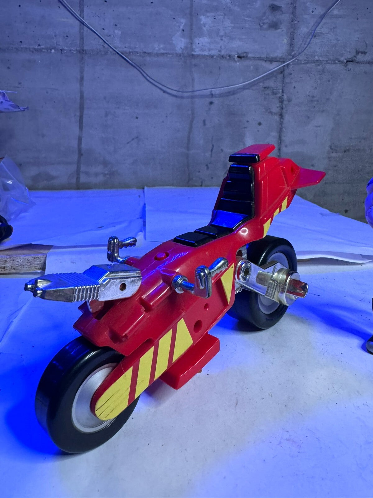 1993 Modellino Biker Mice from Mars Vinnie con moto