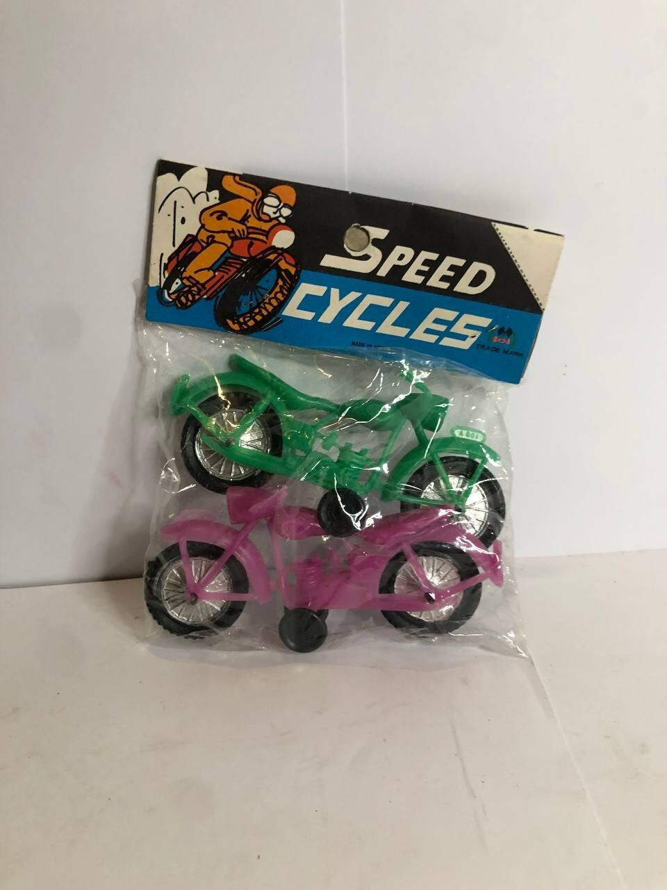MOTO GIOCATTOLO IN PLASTICA, MADE IN HONG KONG,ANCORA NELLA CONFEZIONE ORIGINALE