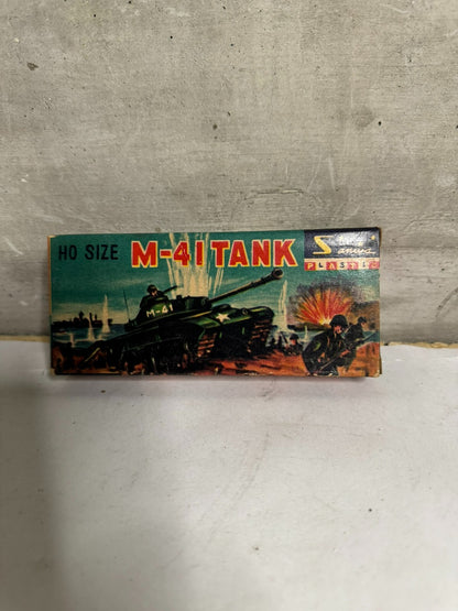 M-41 Tank Sanwa Model plastic