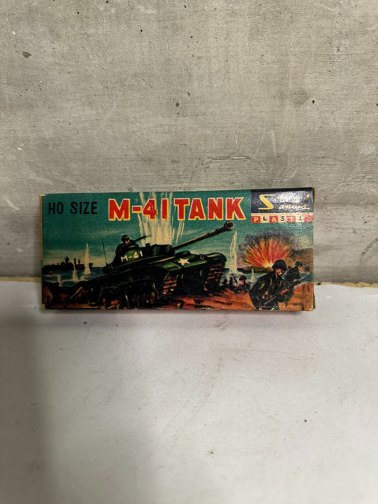 M-41 Tank Sanwa Model plastic