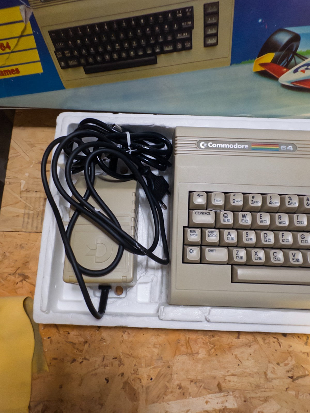 Commodore C64 Video Supergame 64 (Computer + 3 Giochi) + Datassette unit