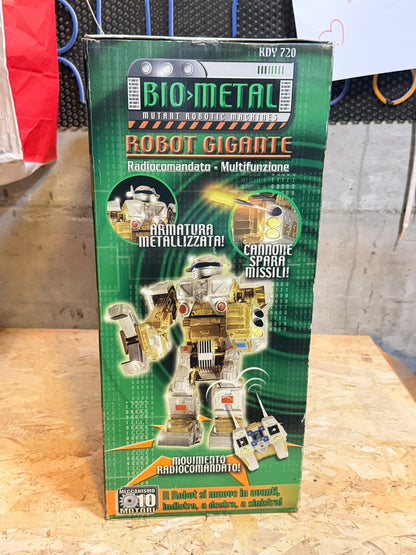 BIO- METAL GIANT ROBOT RC RADIO CONTROLLED MOD KDY 720 radiocomandato nuovo