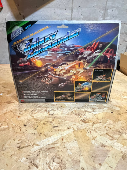 Silverlit Toys Plastica Batteria Galaxy Commander I Anni 80 vers 2