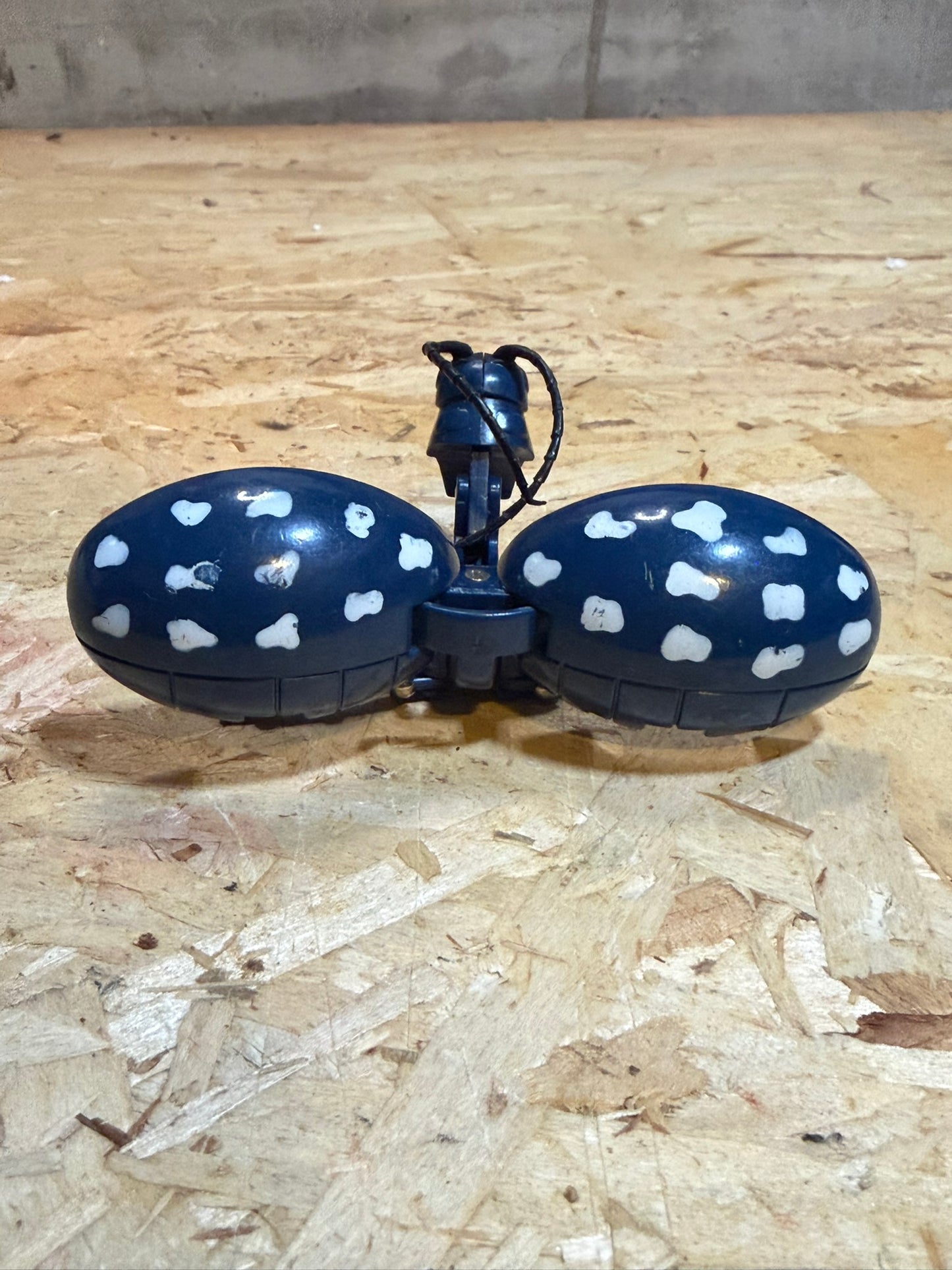 Bandai Egg Monsters Longicorne scarafaggio