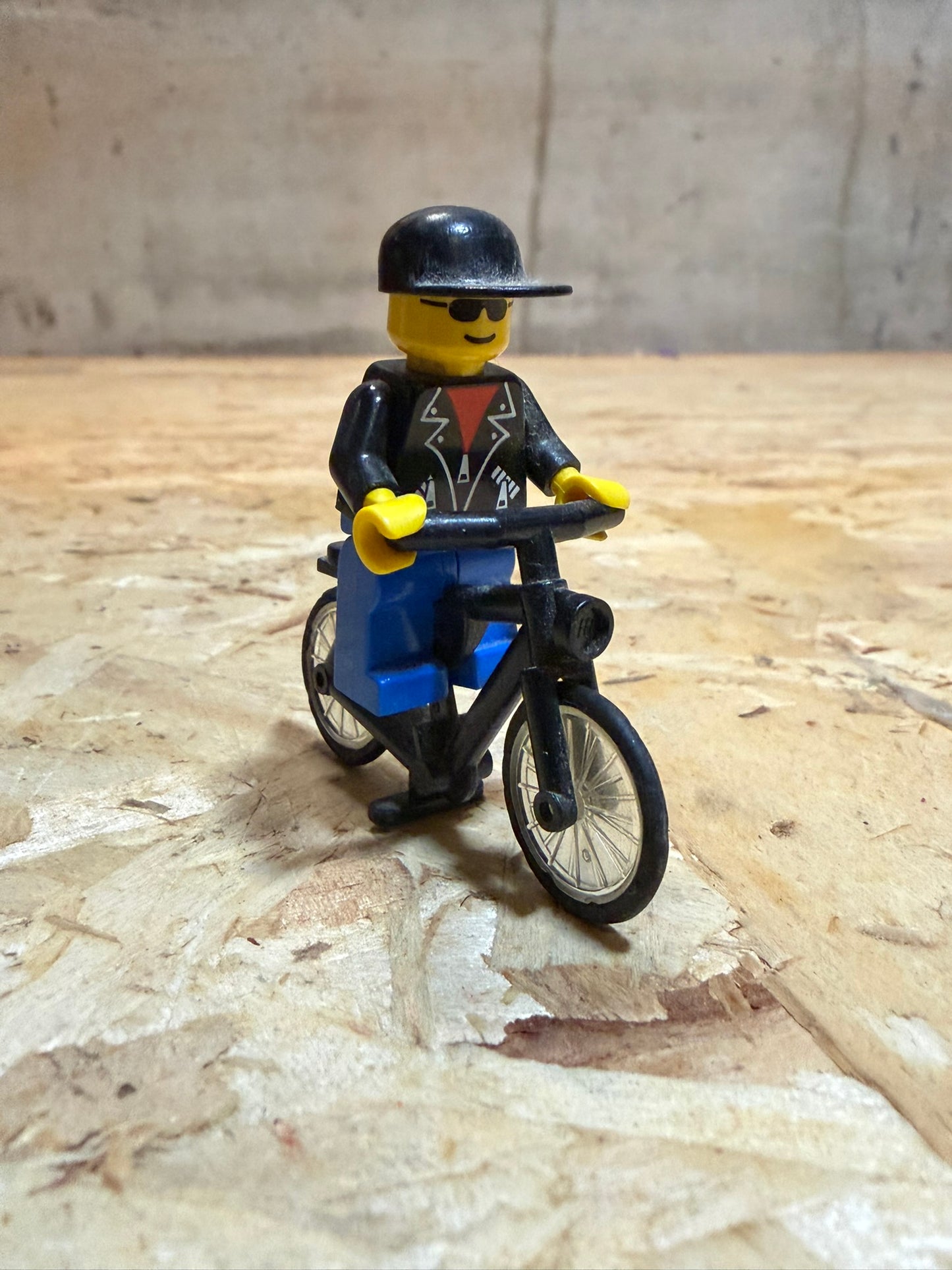 MINIFIGURE CITTA' lego 5 mini figure lego city