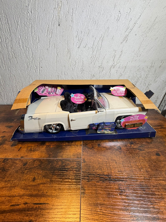 Bratz - Auto F.M. Cruiser con radio FM- Gig 2002 - Art. NCR254072 non funziona
