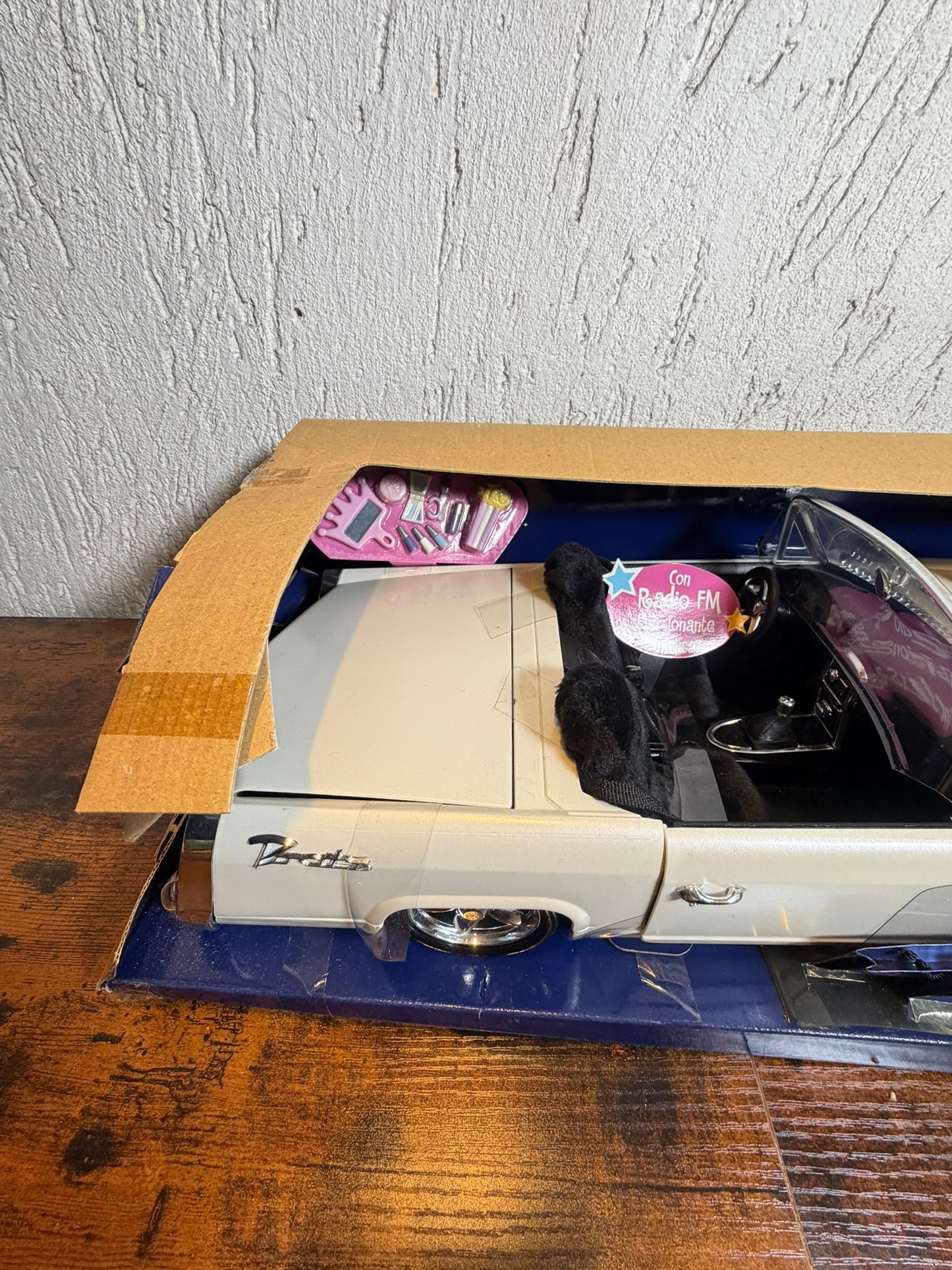 Bratz - Auto F.M. Cruiser con radio FM- Gig 2002 - Art. NCR254072 non funziona