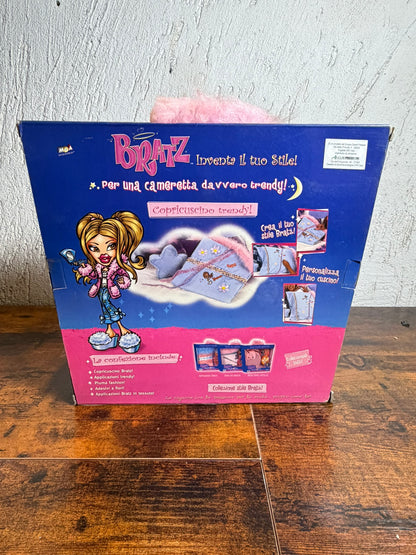 VINTAGE BRATZ SLUMBER PARTY PILLOW SET Copricuscino Trendy Nuovo# MR