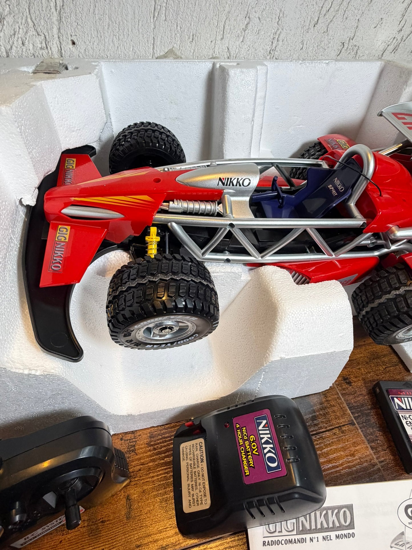 LA ROSSA GIG NIKKO FORMULA SUPERBUGGY ROSSA RC RADIOCOMANDI Non funziona corret
