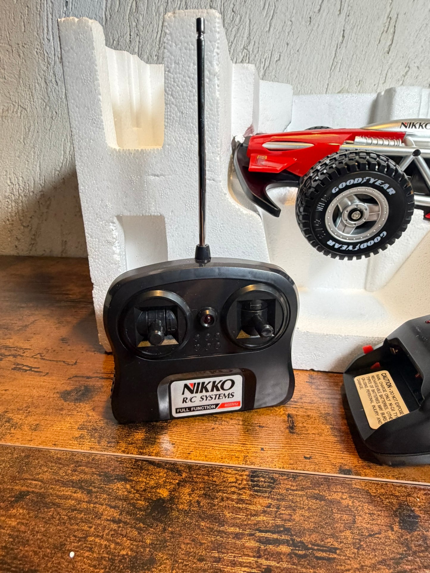 LA ROSSA GIG NIKKO FORMULA SUPERBUGGY ROSSA RC RADIOCOMANDI Non funziona corret