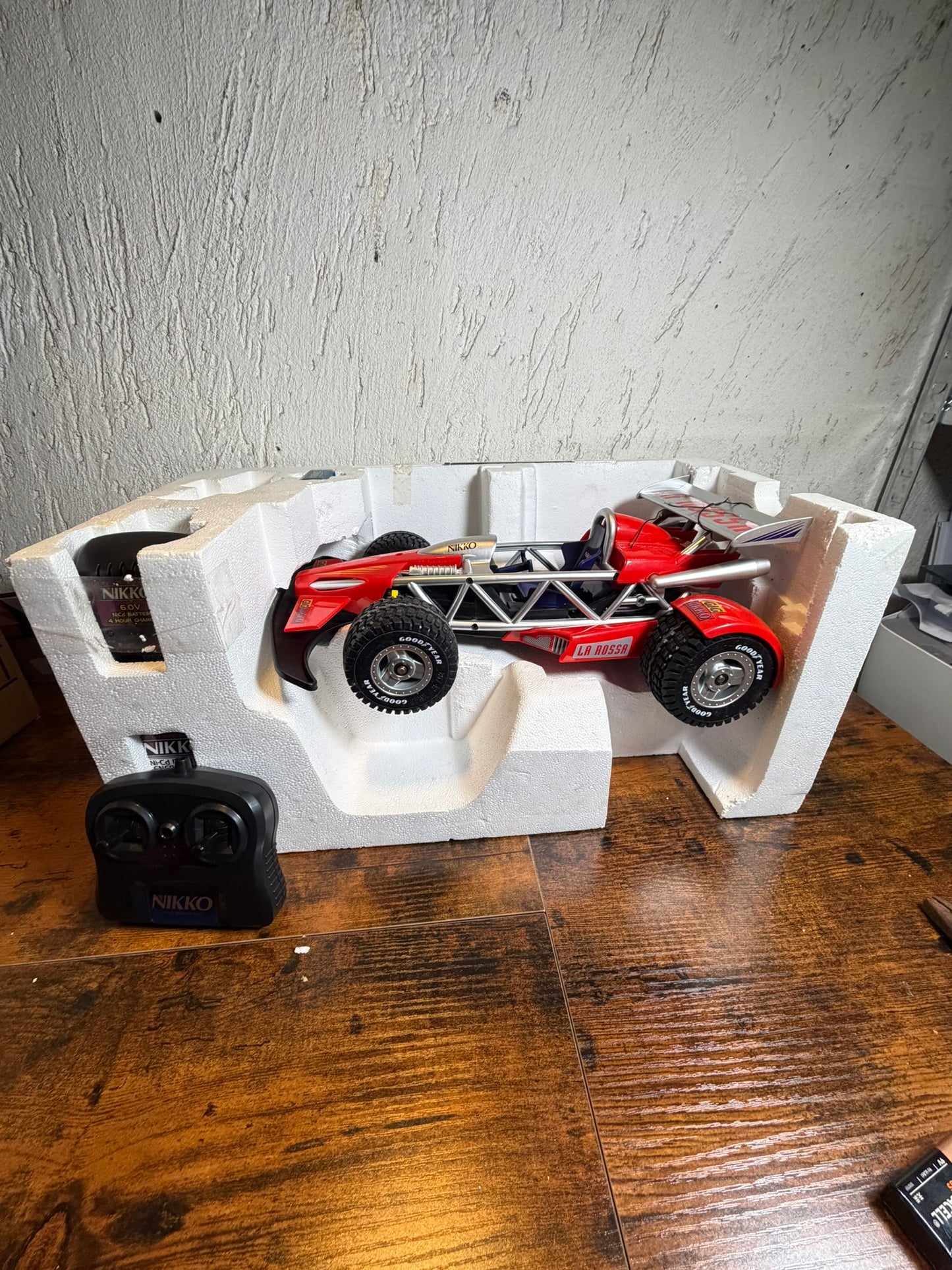 LA ROSSA GIG NIKKO FORMULA SUPERBUGGY ROSSA RC RADIOCOMANDI funzionante