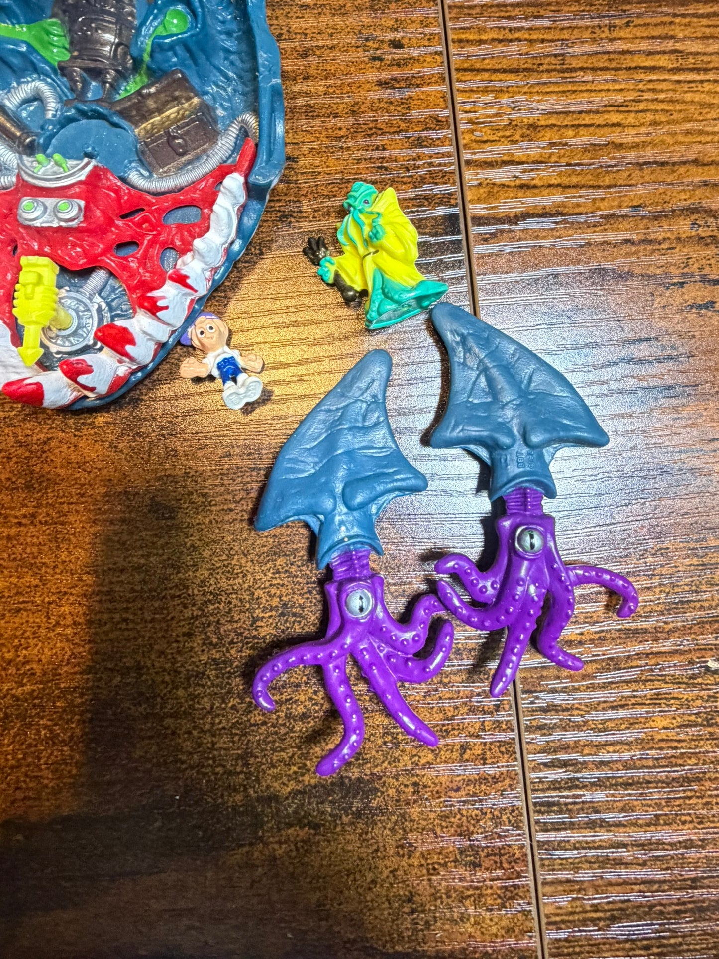 Mighty Max Man Eater Shark Playset Completo 1993 BlueBird