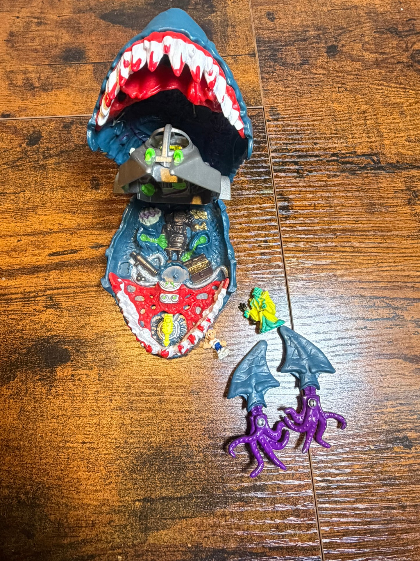 Mighty Max Man Eater Shark Playset Completo 1993 BlueBird