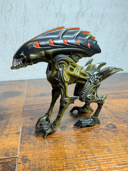 Modellino Aliens - Wild Boar Alien - 5,5" - Kenner - 1994 Vintage-