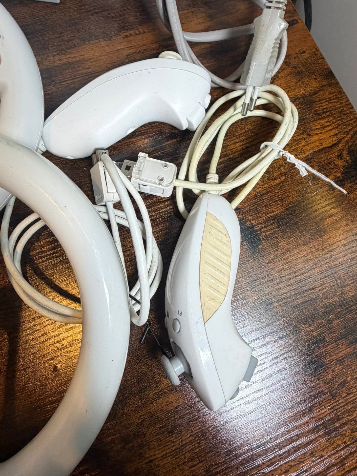 Console Wii funzionante + accessori (manca il cavo video)