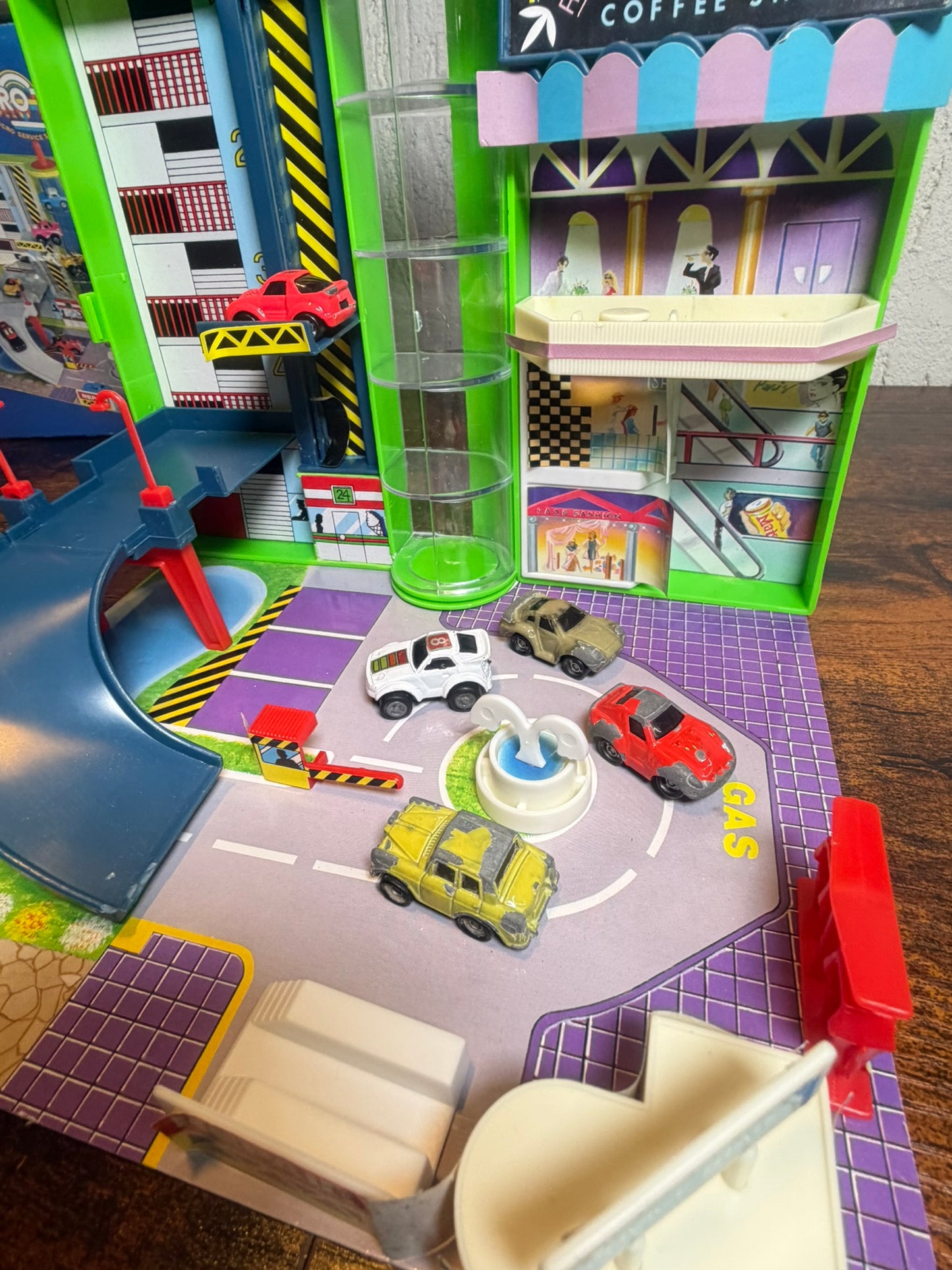 Micro Machines Ko Micro Toys Micro service centre Kidmate con macchine