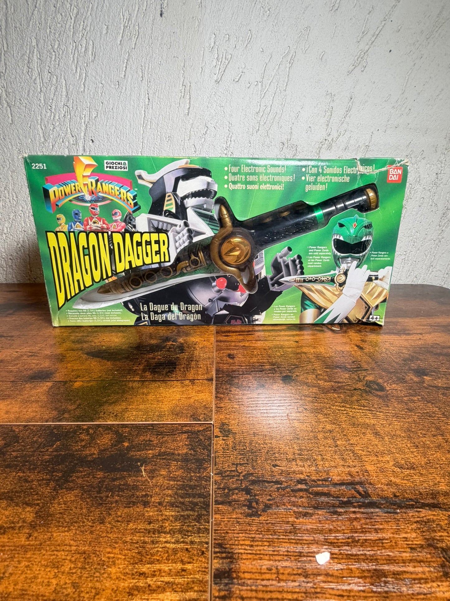 Bandai Power Rangers Legacy Dragon Dagger verde