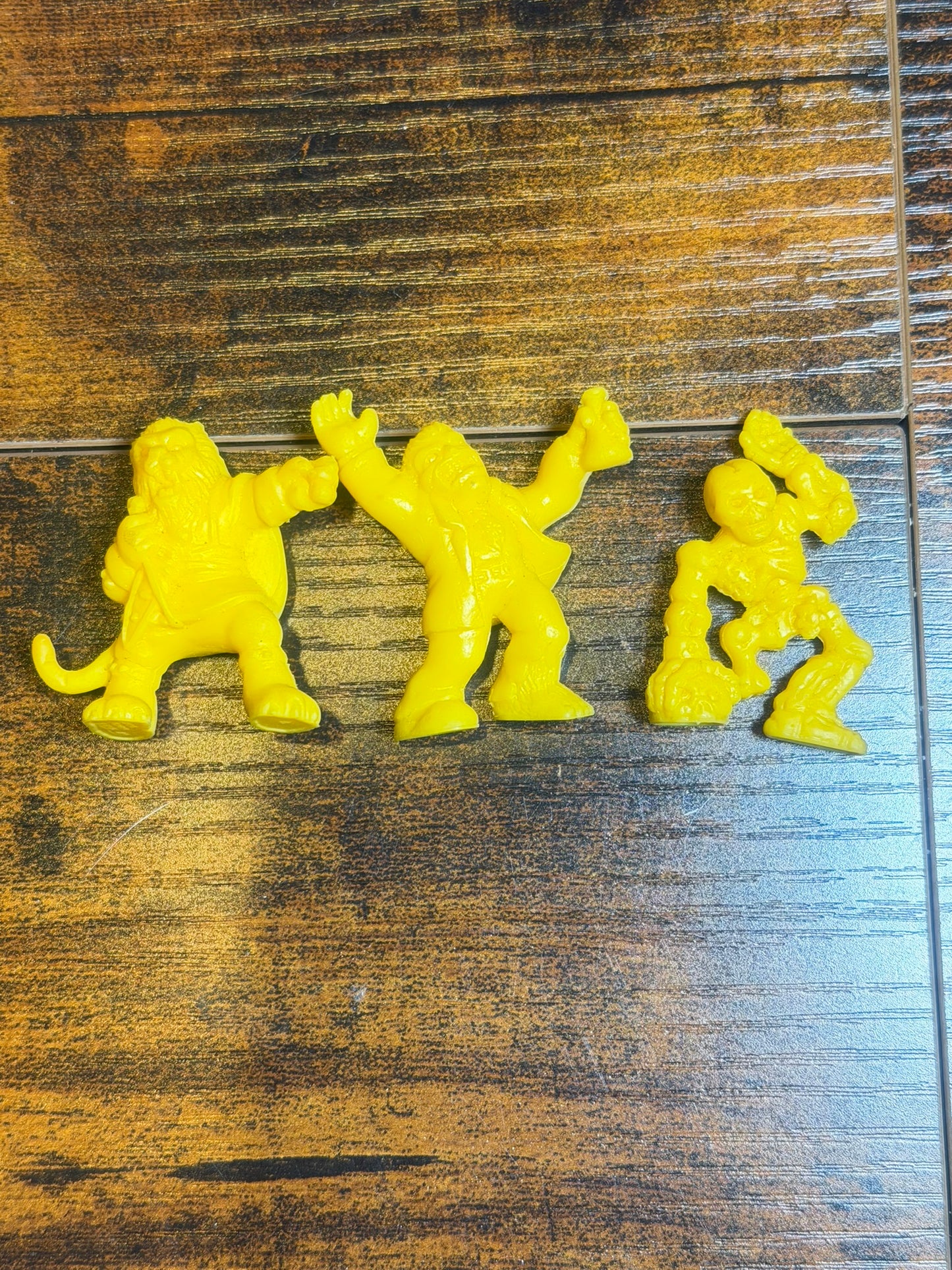 3 Mimp gialli monster in my pockets serie 1