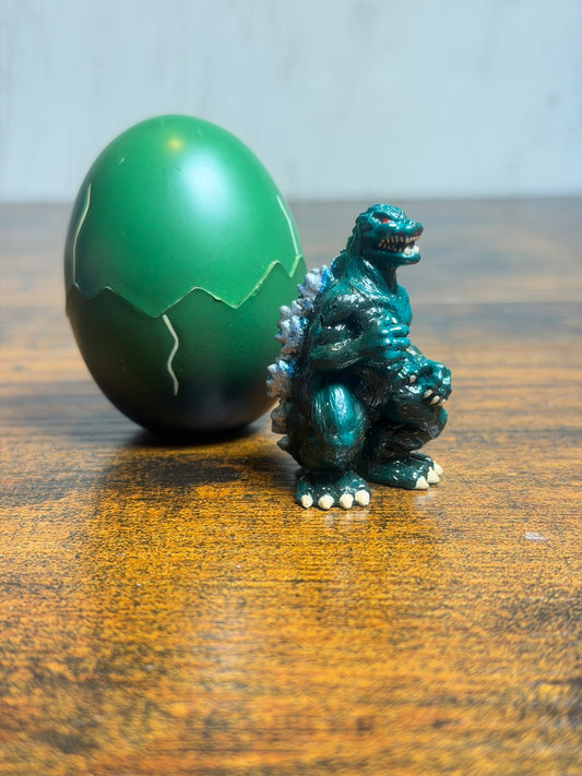 GODZILLA Hatched Egg & PVC Figure 1993 Trendmasters