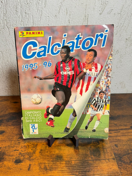 ALBUM ORIGINALE FIGURINE CALCIATORI PANINI ANNO 1995-96 incompleto