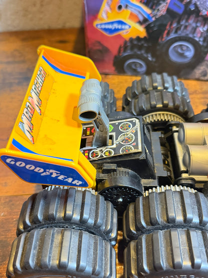 TOMY MONSTER MACHINES 16×16 TOMY 1986 non funzionante