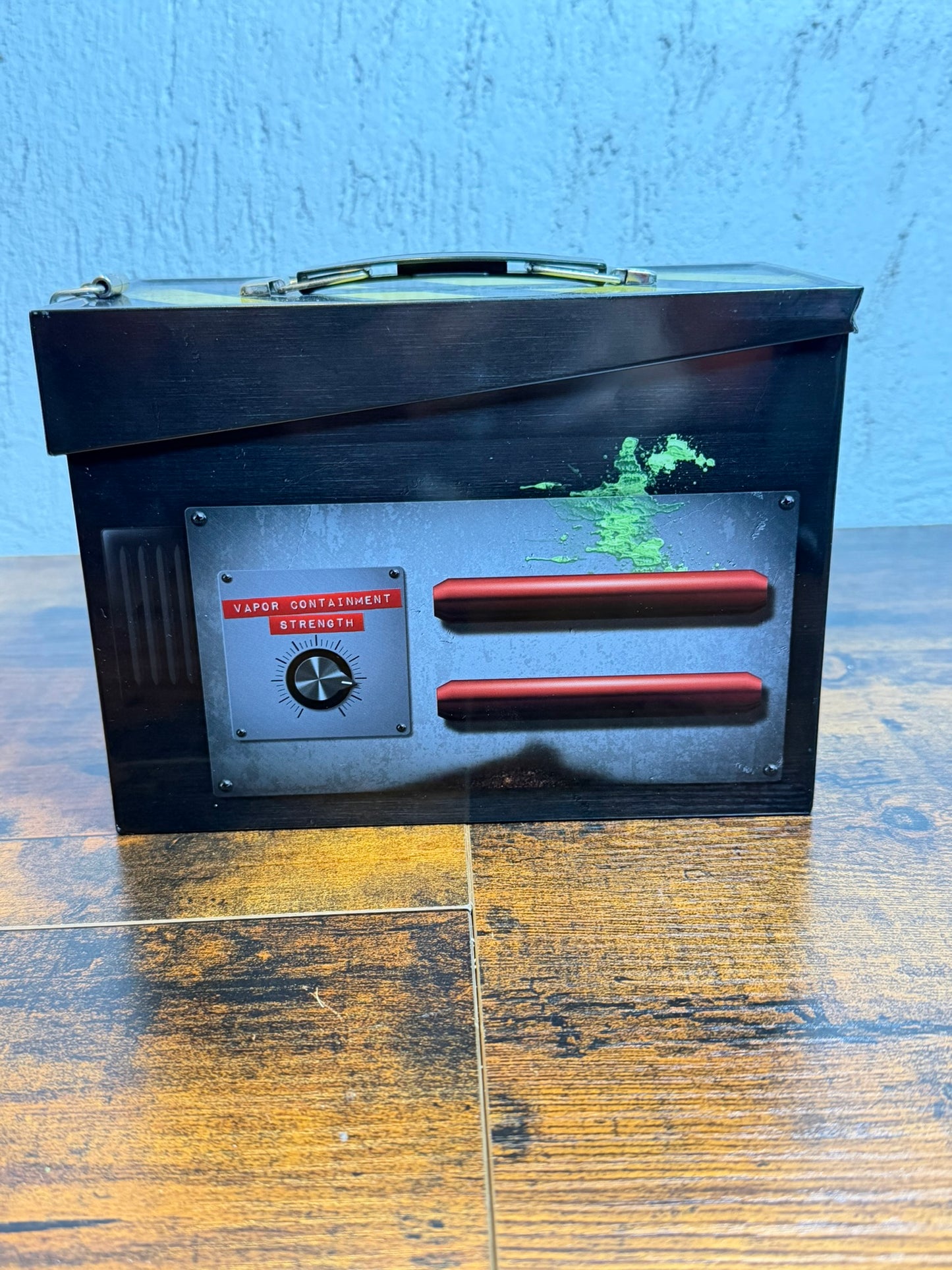 Nerd Block Ghostbusters Slimer Peluche e Trappola Latta