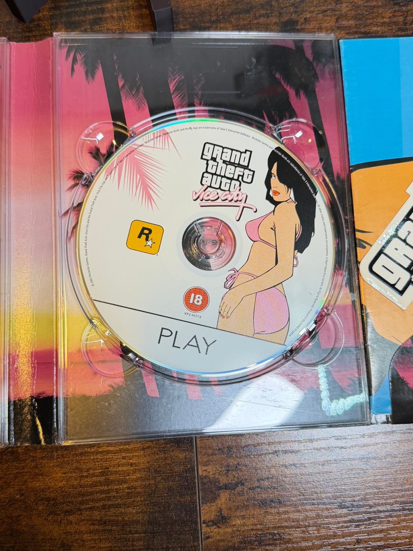 Vintage PC CD-ROM Computer Game ITA GTA Grand Theft Auto Vice City