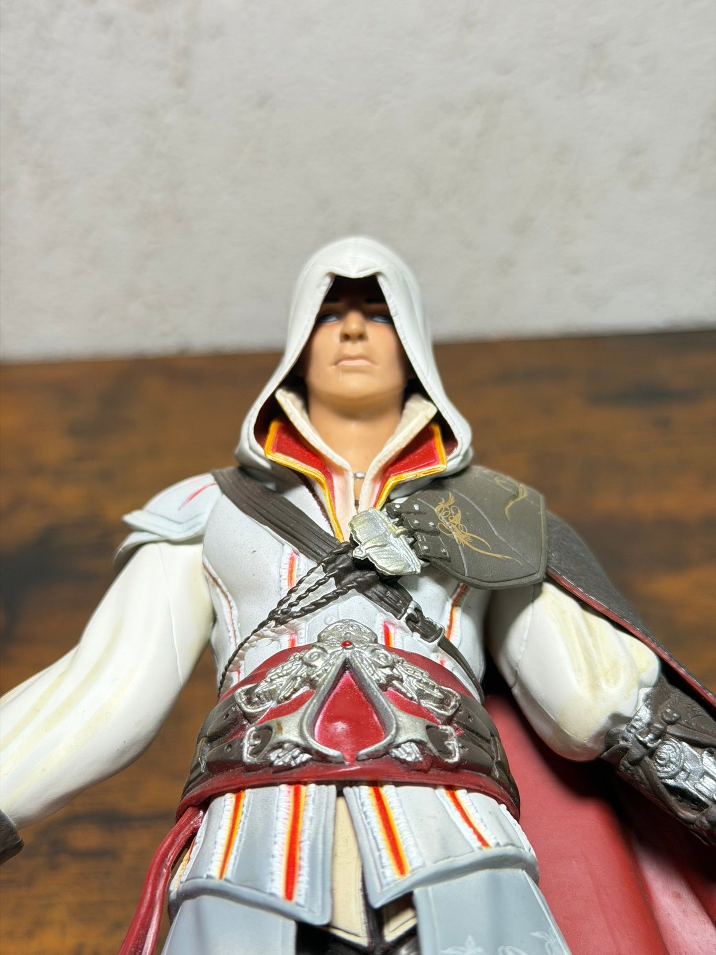Assassins Creed II 2 Ezio Modellino Statua Bianca 9" Edizione da Collezione
