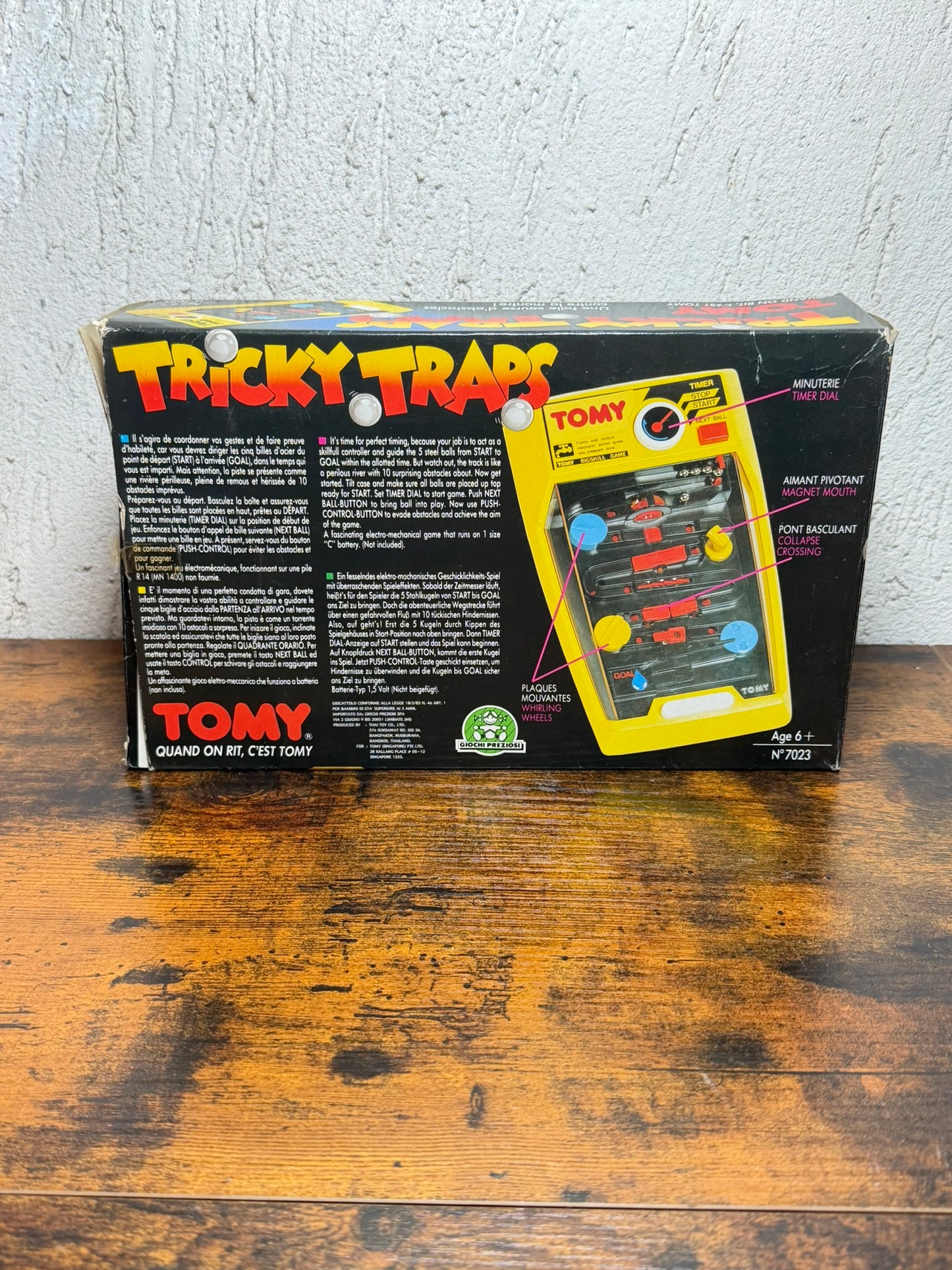 Tomy Tricky Traps con Scatola Giocattolo vintage anni 90 funzionante Ottimo