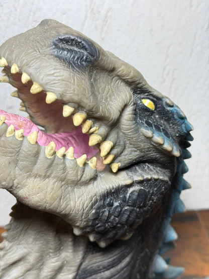 Toho 1998 Godzilla Large Hand Puppet Rubber Movie Prop by Resaurus VGC