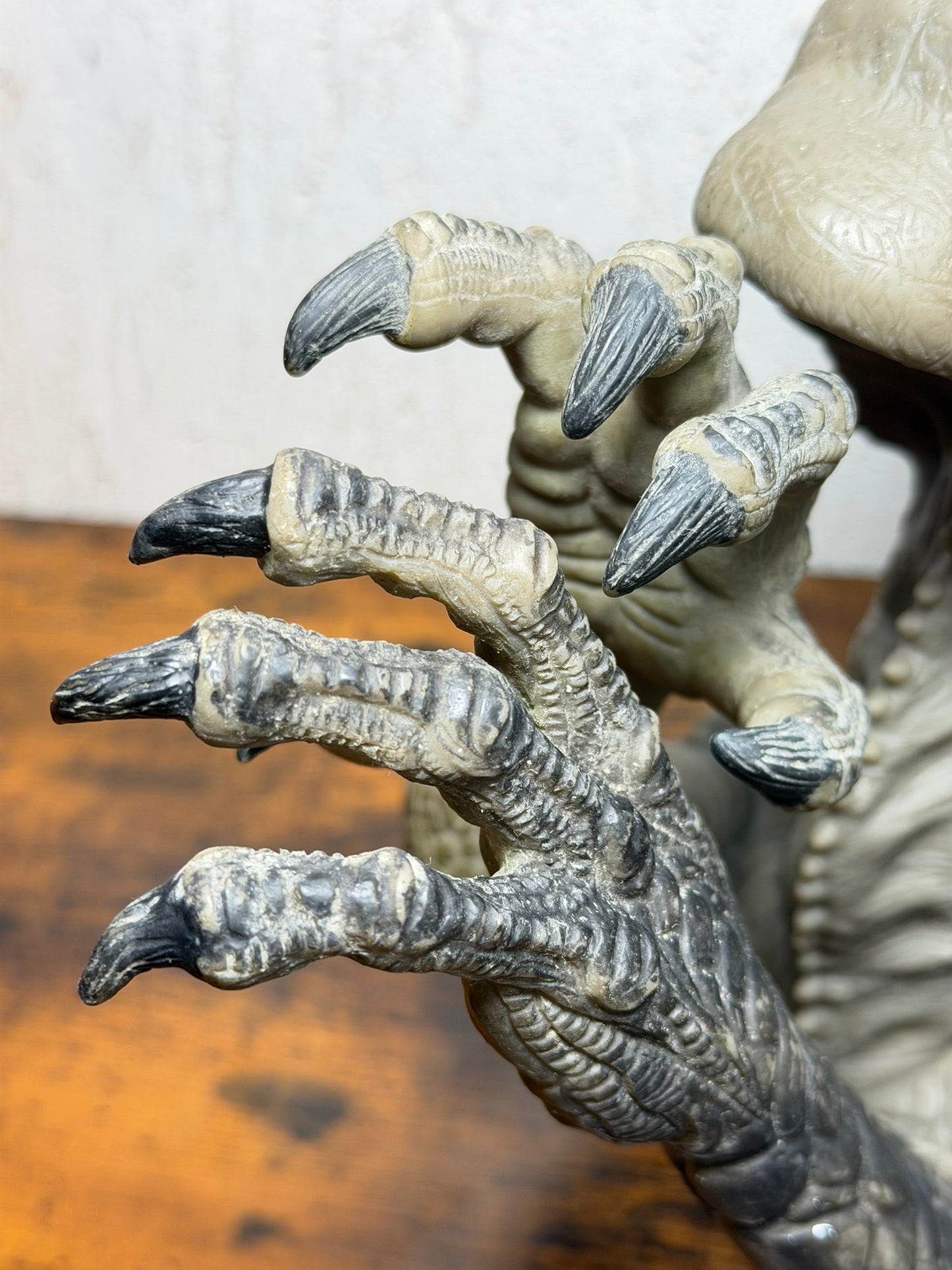 Toho 1998 Godzilla Large Hand Puppet Rubber Movie Prop by Resaurus VGC