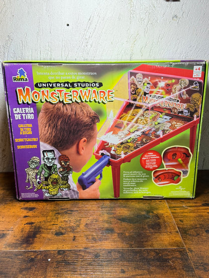 Universal studio Monsterware shooting gallery galeria de tiro (nuova)