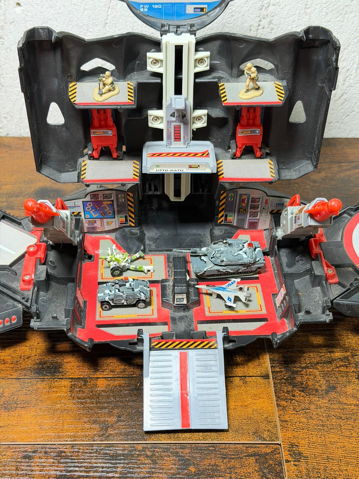 Micro Machines Military Falcon Wing Skybase Playset B2-Spirit Stealth