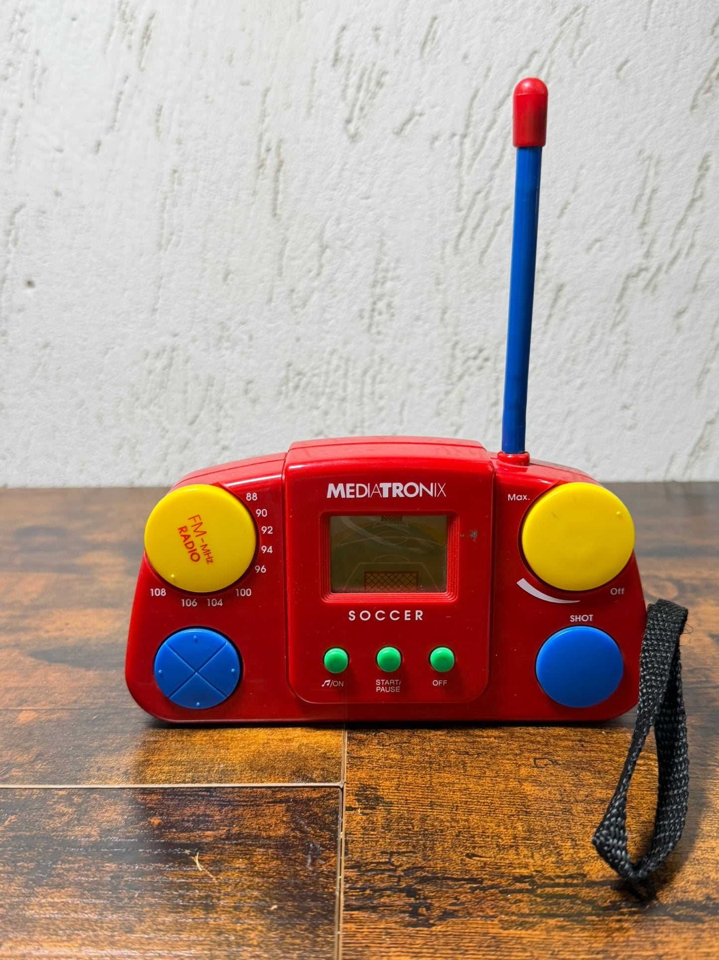 Radio e gioco LCD Media tronix Soccer funzionante