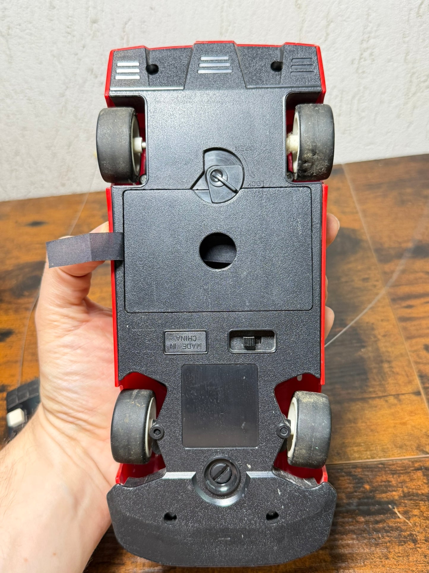 FERRARI F40 1988, 1/16 MOTORIZZATA R/C VINTAGE SAMCO rotta