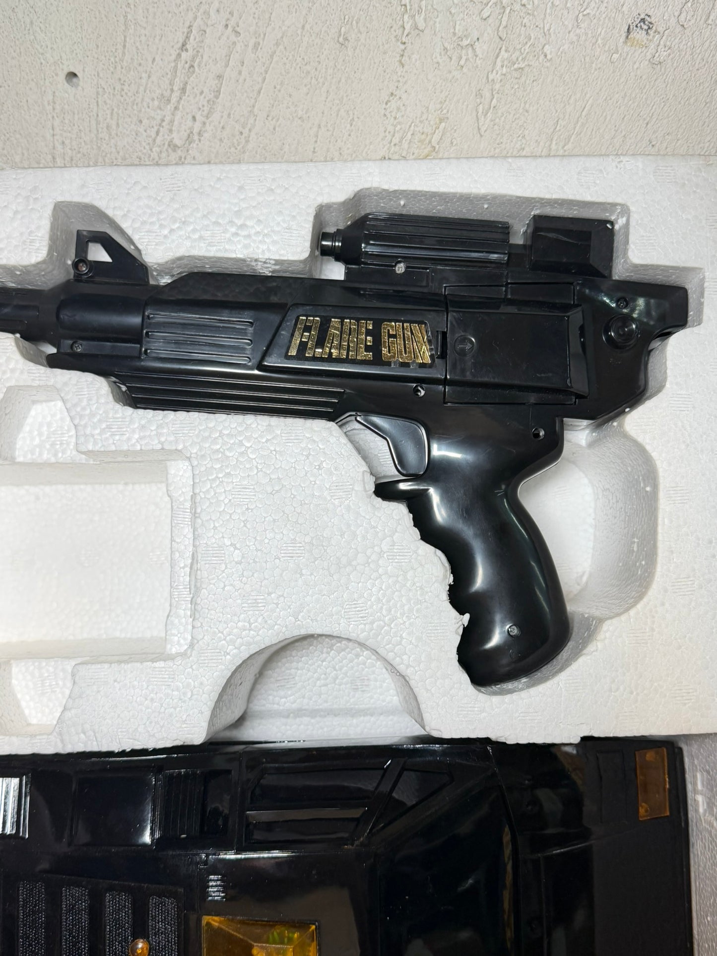 The 21ST CENTURY'S WAR HK-210GC flashing gun